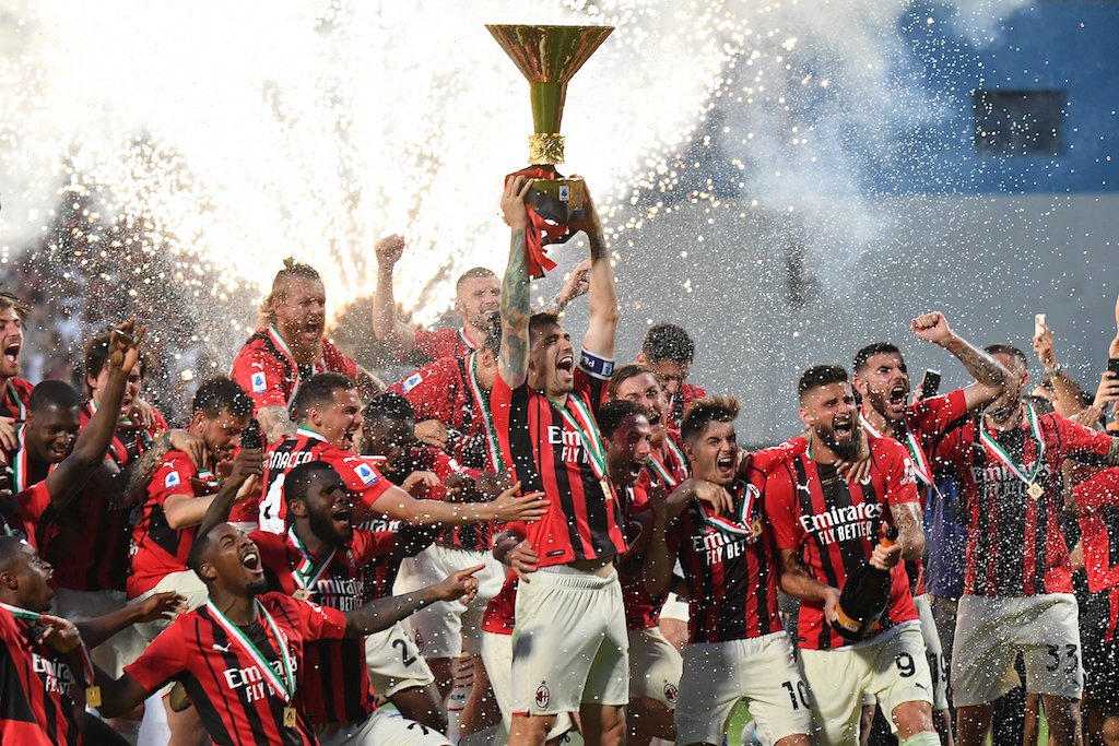Câu Lạc Bộ Bóng Đá Milan - Hành Trình Vẻ Vang Của Một Biểu Tượng